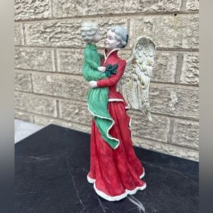 House Of Lloyd Christmas Around The World: A Grandmother's Love 1998